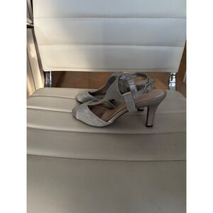 Marbella‎ Silver Glitter T Strap Heels Dress Shoes Women Size 6M